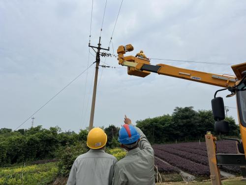 農(nóng)網(wǎng)線路改造完工，居民夏日用電不愁